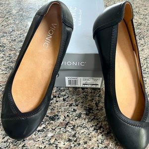 Vionic - Caroll Flats, NEW!, Black, US size 9